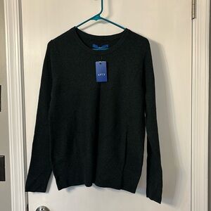 Apt 9 Hunter Green Sweater. New with tags